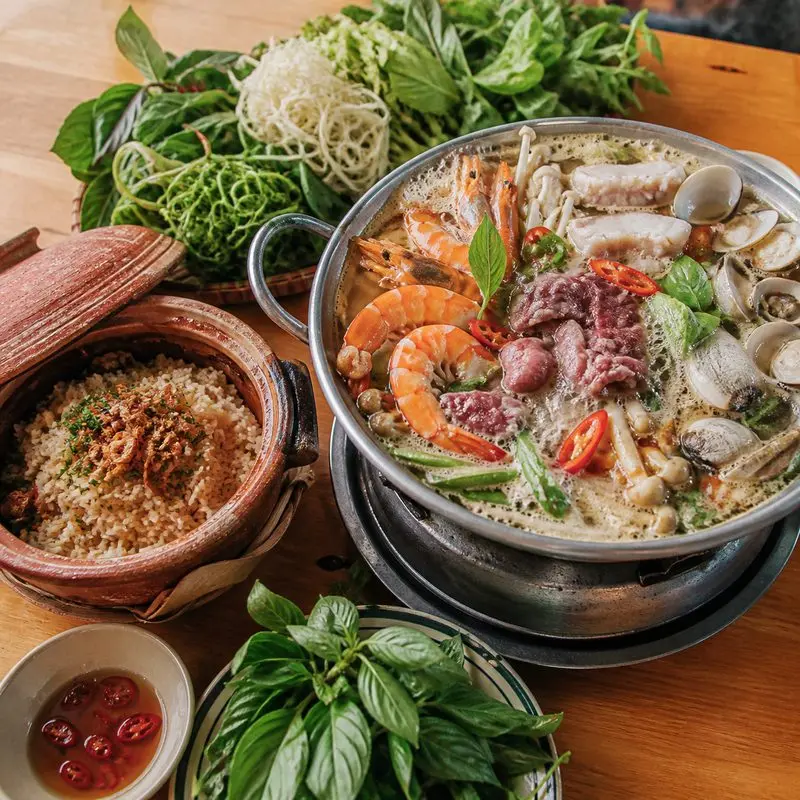 Cơm Niêu A Sếnh