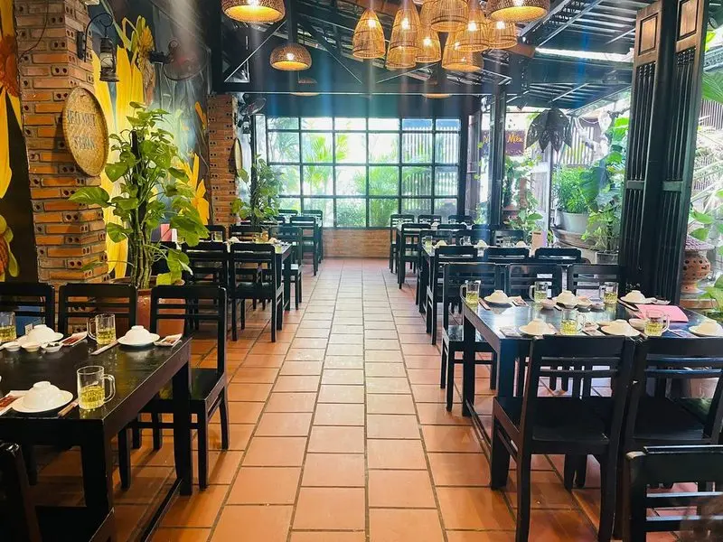 Cơm niêu ngon 3 miền