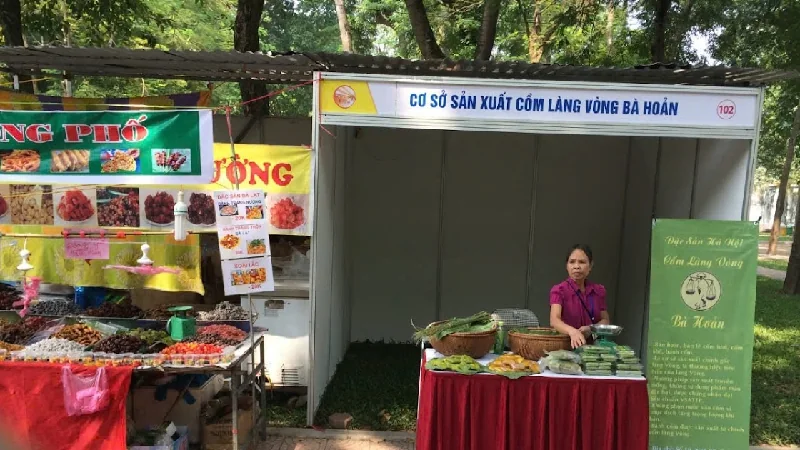 Cốm Thu Huệ
