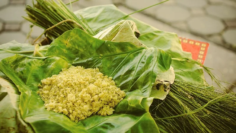 Cốm Vòng Cô Mận