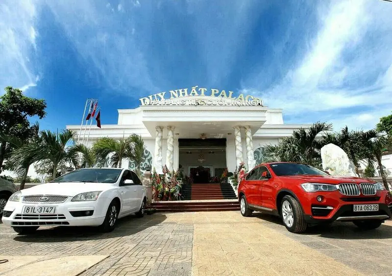 Duy Nhất Palace