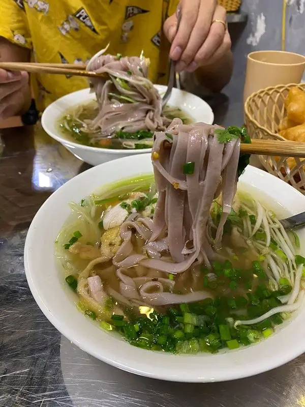 Bánh cuốn chan