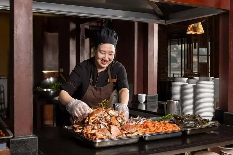 Nhà hàng Buffet Sen Á Đông