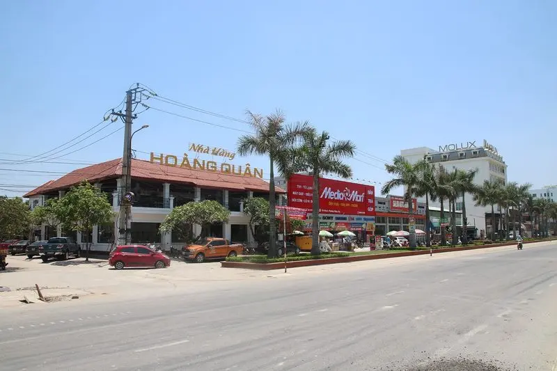 Nhà hàng Hoàng Quân