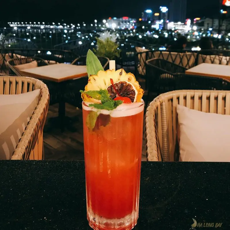 Rooftop Cafe & Bar