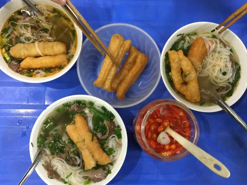 Dũng Phượng - Phở Bò & Bánh Cuốn Chả Mực