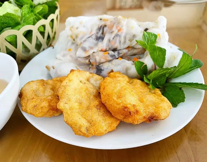 Bánh cuốn bà Lan
