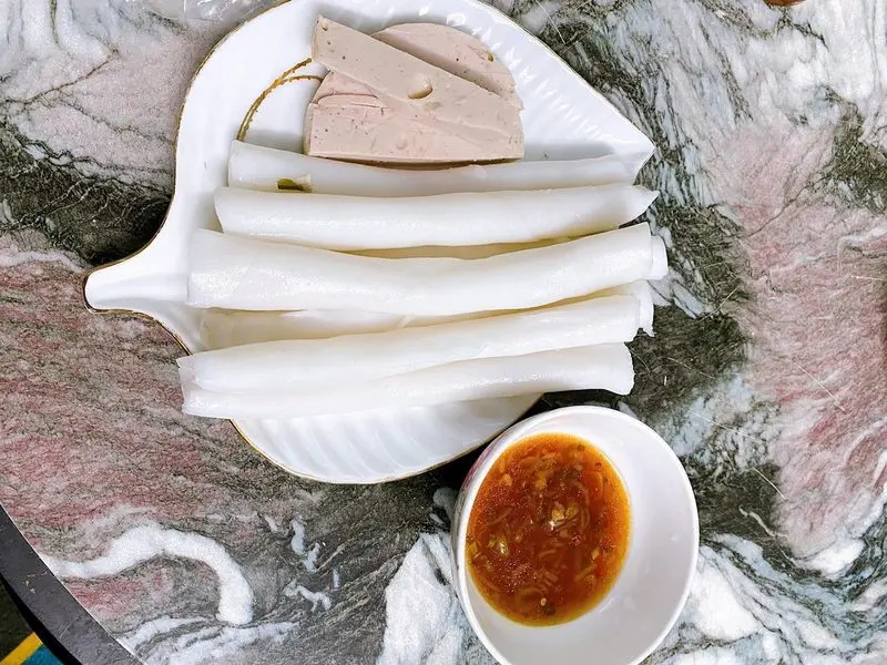 Quán Cường Thía