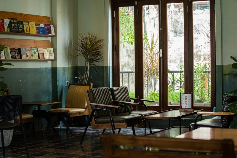 Hầm Trú Ẩn Phan Bội Châu