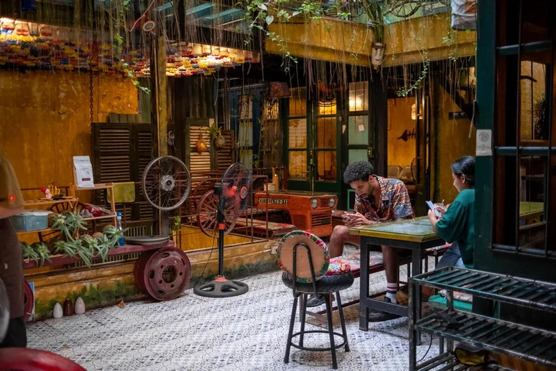 Hidden Gem Coffee Hàng Mắm