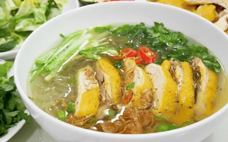 Phở, miến gà Kỳ Đồng