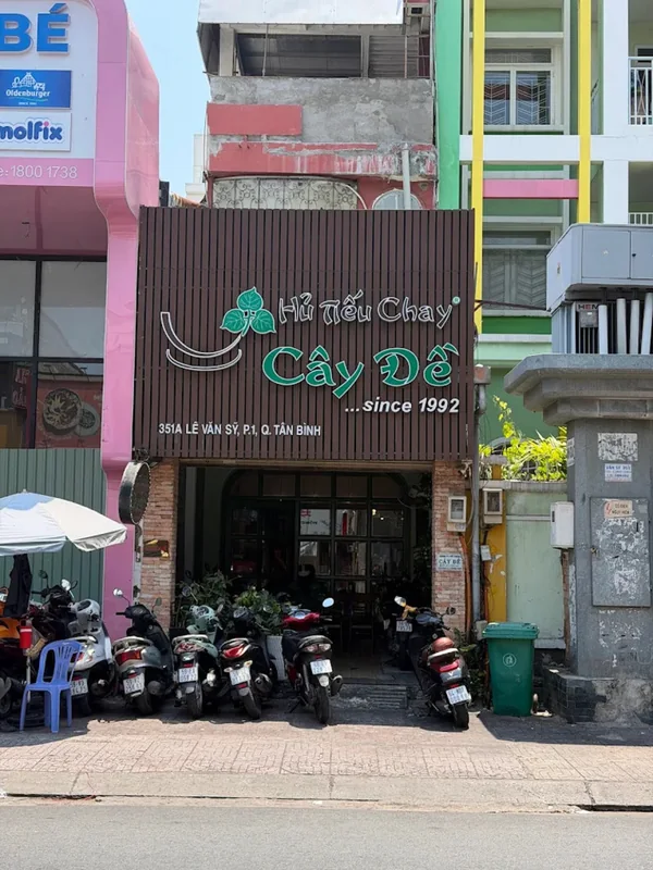 Hủ tiếu chay Cây Đề Lê Văn Sỹ