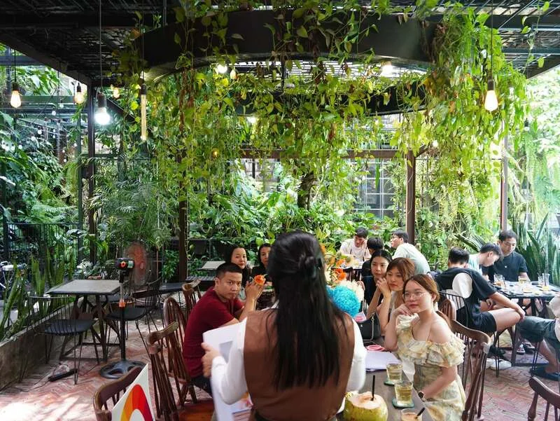 Saigon Chic