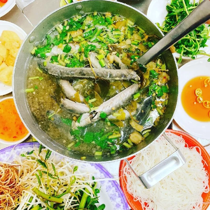 Lẩu cá kèo Bà Huyện