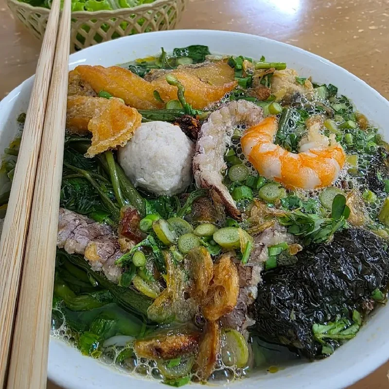 Bánh đa cua Hạnh Chẹc