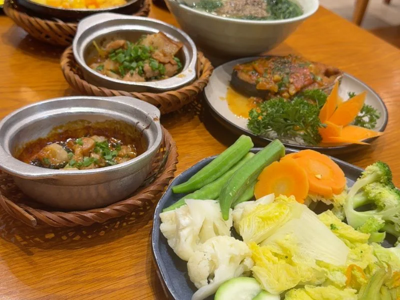 Cơm Niêu Thiên Lý