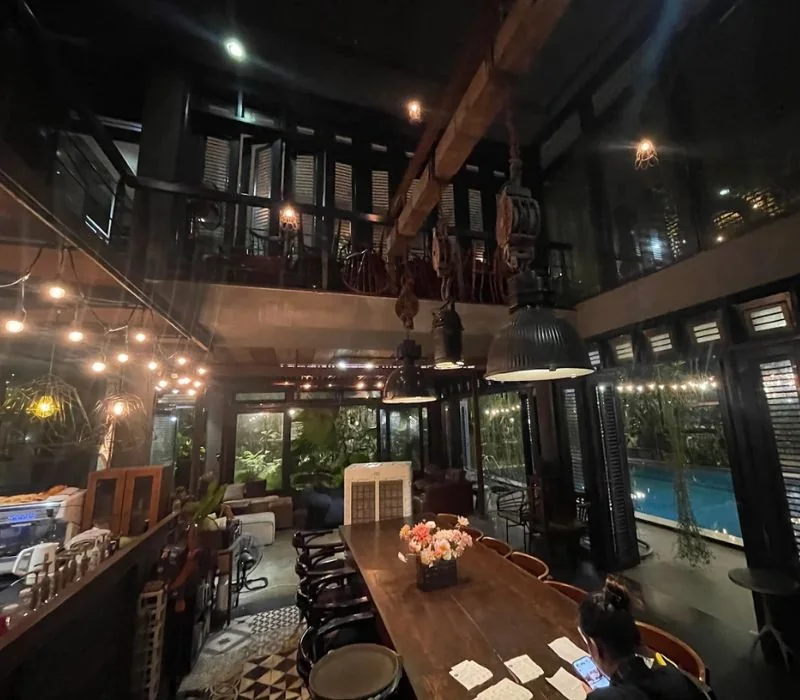 Saigon Chic