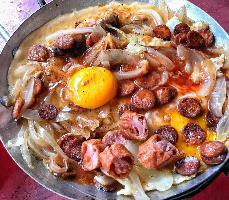 Bánh mì chảo Cô Lệ