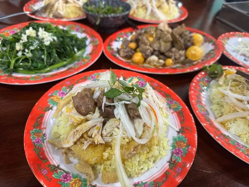 Cơm gà Hội An