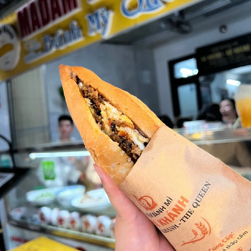 Bánh mì Madam Khánh