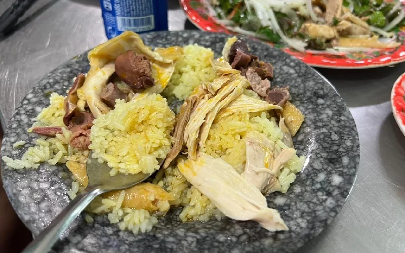 Mọi - BBQ & Street Food