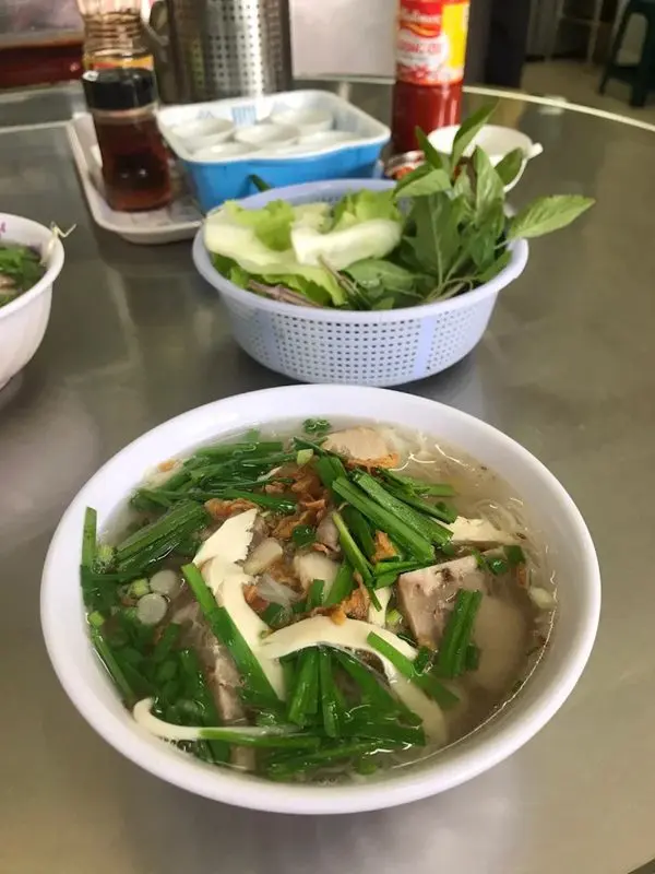 Hủ tiếu Dì Sáu