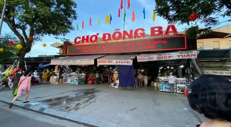 Chợ Đông Ba