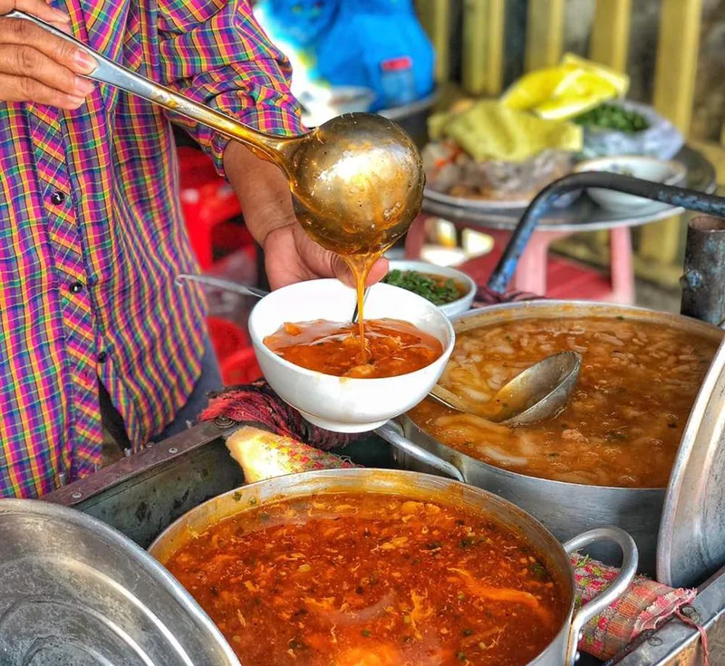 Quán bánh canh O Hẳng