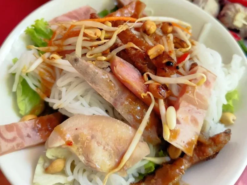 Bún Mắm Nêm Bé Xù
