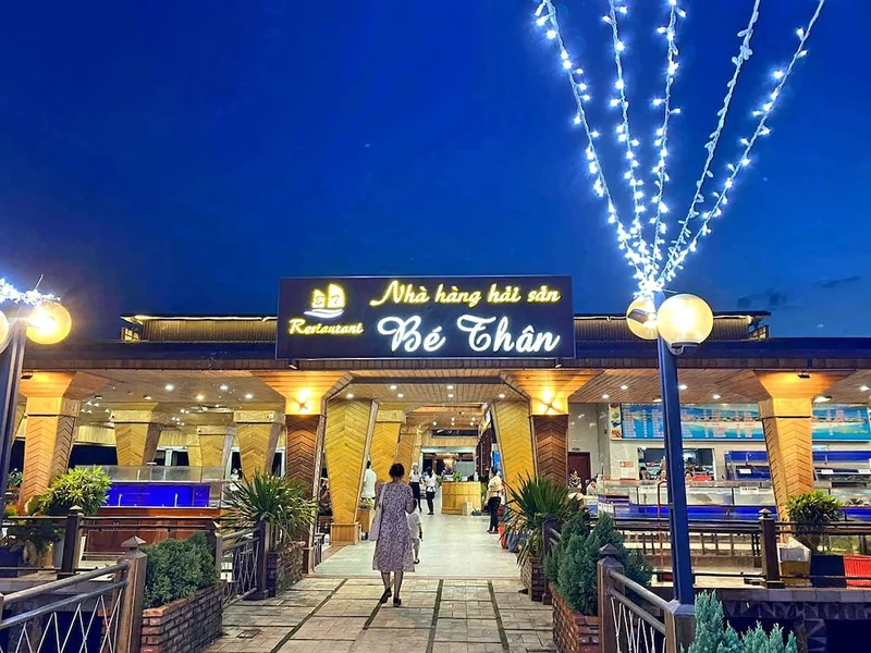 Nhà hàng Hải Sản Bé Thân - Lăng Cô