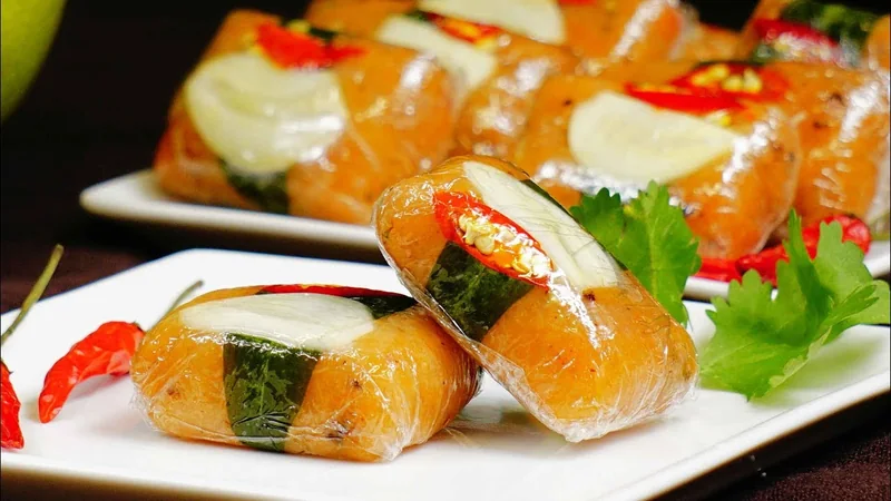 Nem chua bưởi thanh trà