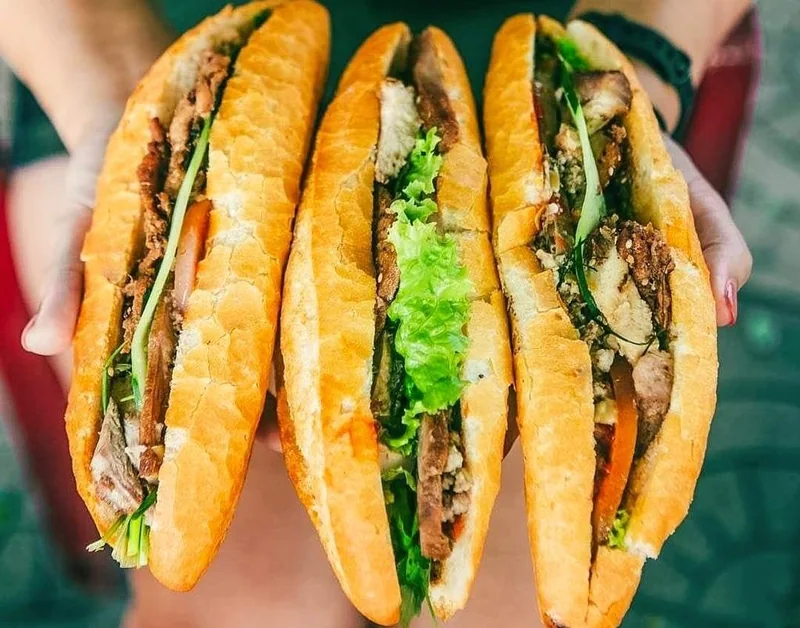 Bánh mì Quang Trung