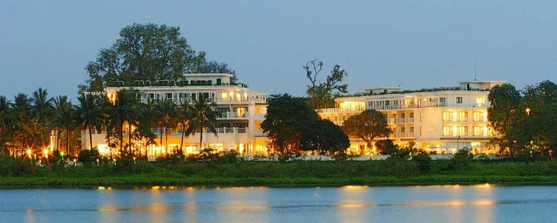 Nhà hàng Le Parfum - Azerai La Residence