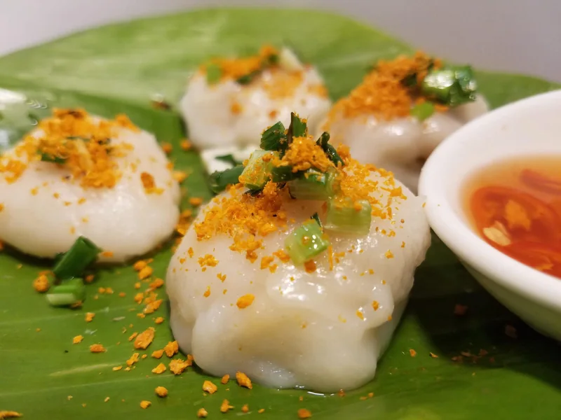Quán bánh ram ít Bà Đỏ