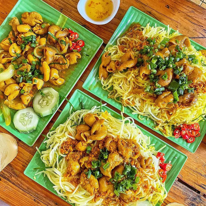 Bún nghệ O Két