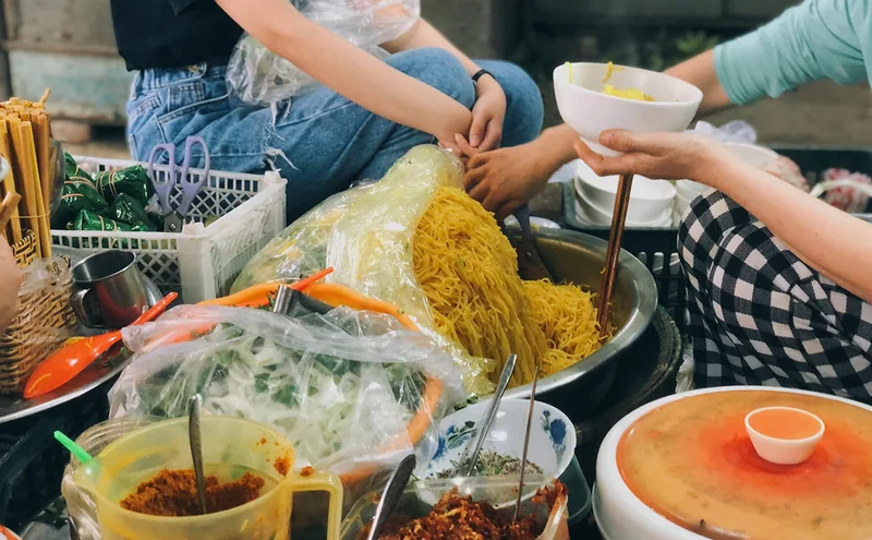 Khu ẩm thực chợ An Cựu