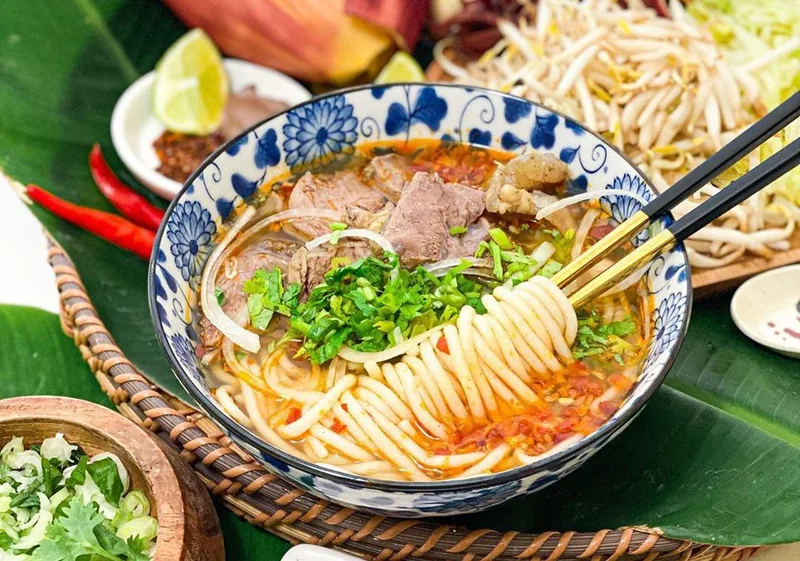 Quán Bún bò Huế O Hòa