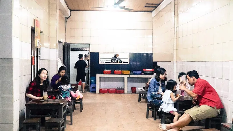 Quán chè Linh Lan