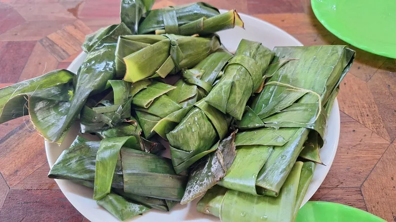 Quán Ngỏ - Bánh nậm, lọc, bèo