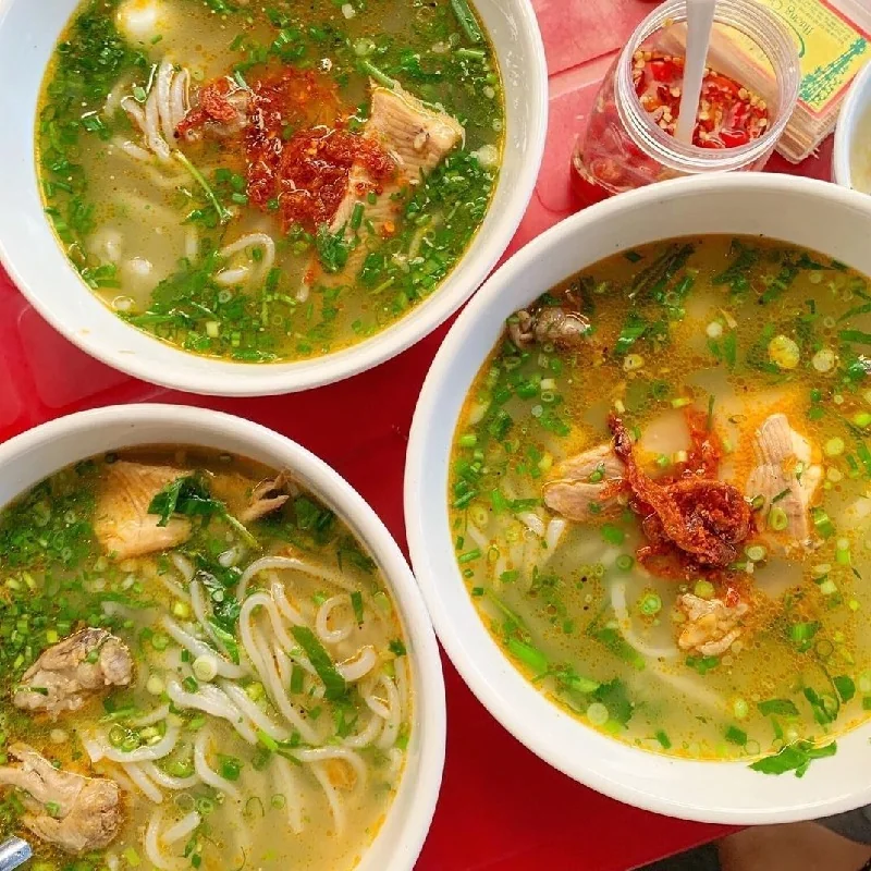 Bánh canh cá lóc Sóc Trần 2