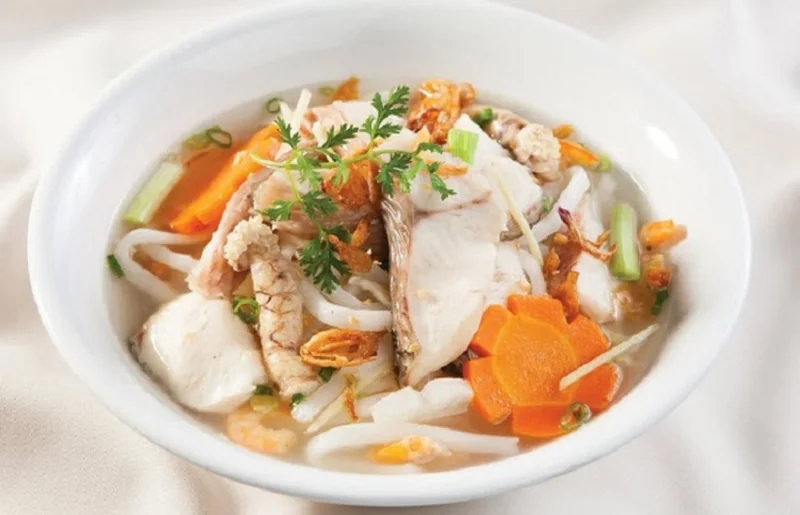 Quán bánh canh cá lóc Ngọc Lan