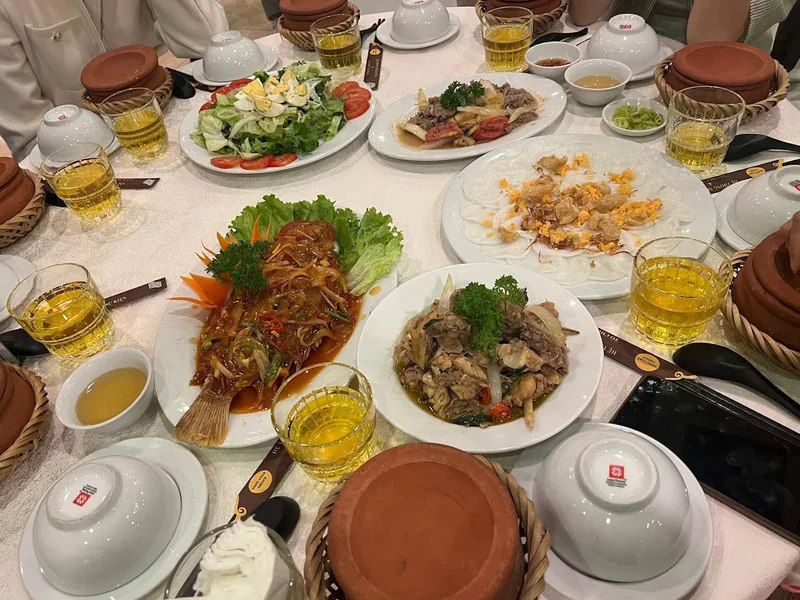 Nhà Hàng Vỹ Dạ Xưa