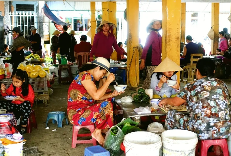 Bánh Khoái Cá Kình O Lành