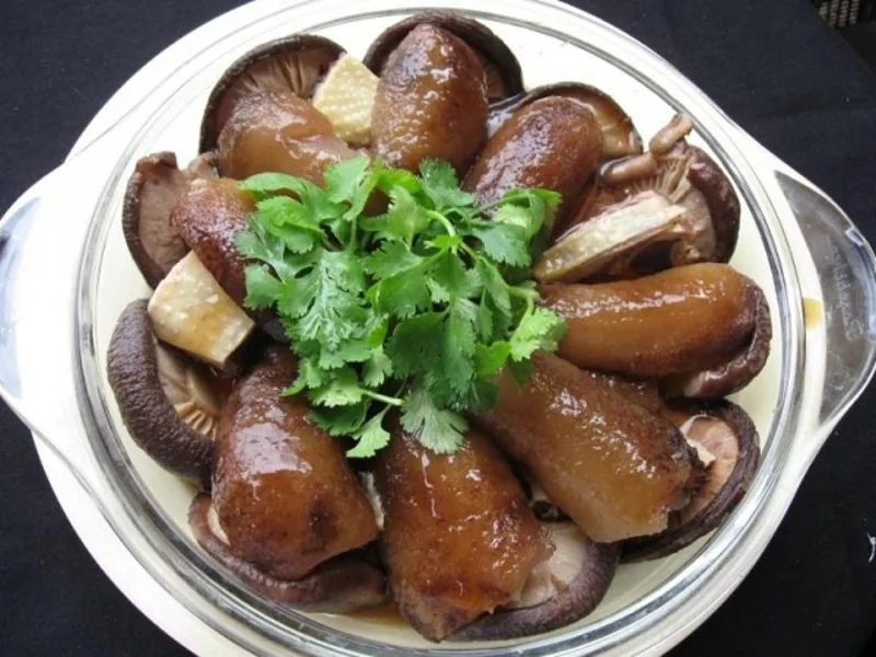 Môi đười ươi