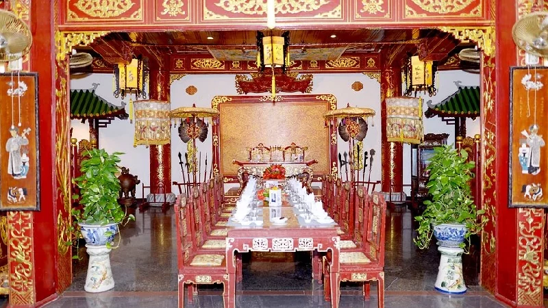 Nhà hàng Cung Đình