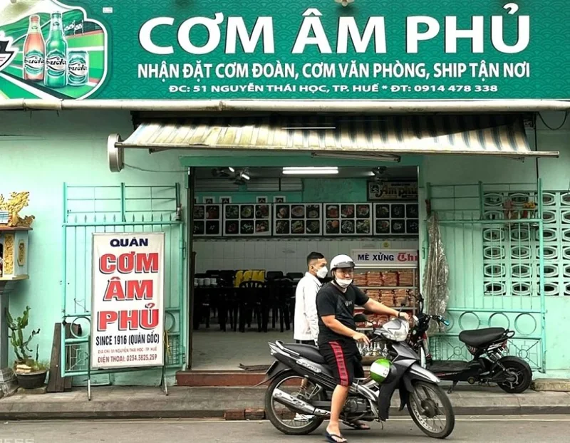 Quán Cơm Âm Phủ Huế