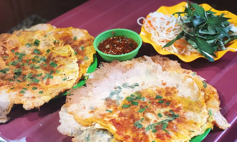 Bánh ép Huế
