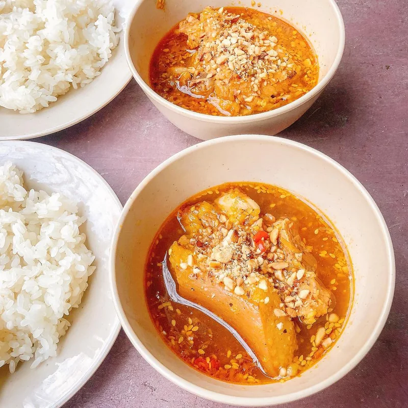 Xôi thịt hon