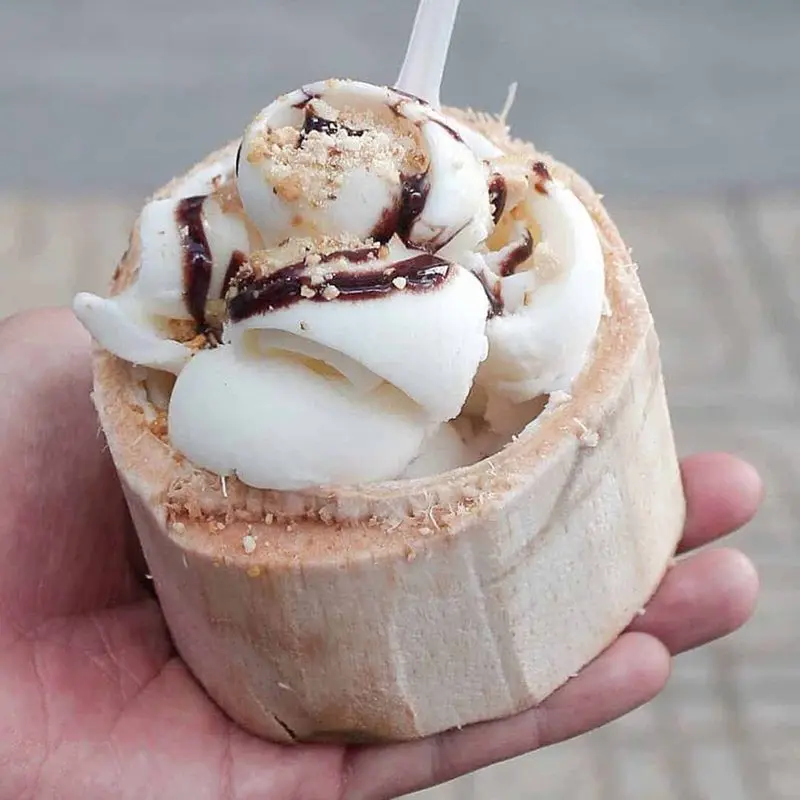 Kem xôi dừa Sao Mai