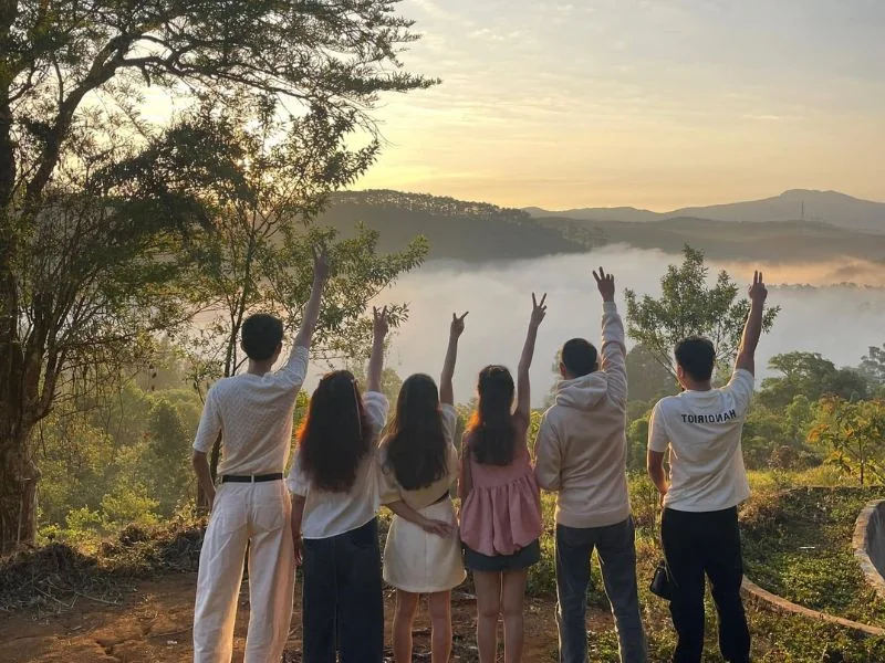 Cà phê Trạm Mây